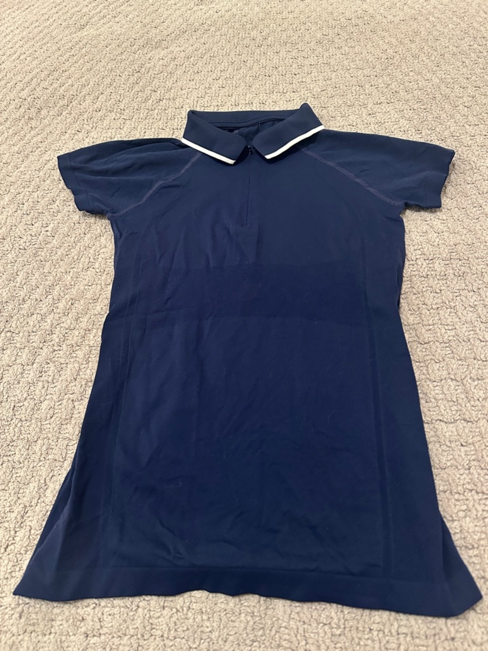 Navy Women’s Golf Tee with White-Trim Collar
